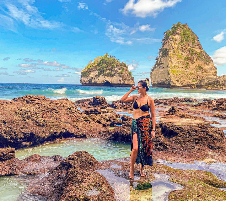 fun at diamond beach nusa penida