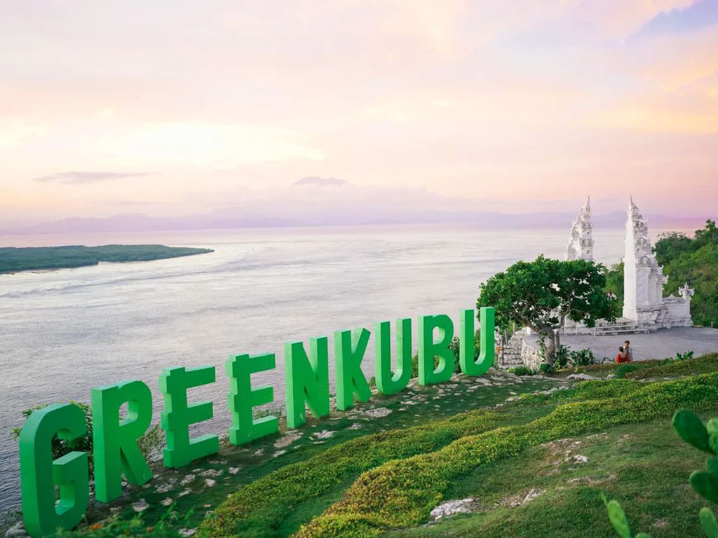 Beauty of Green Kubu Nusa Penida